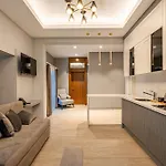 Hotel Get Royal &