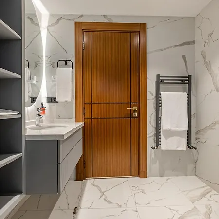 Get Royal Hotel&spa *