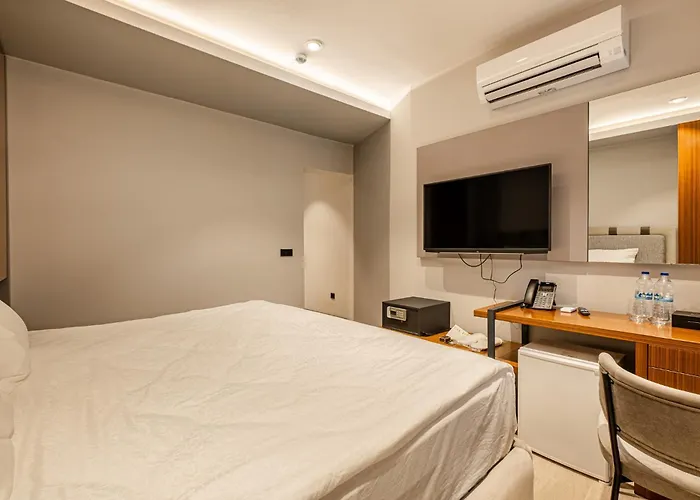 Get Royal Hotel&spa *