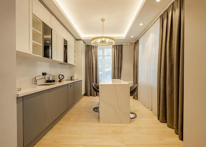 Get Royal Hotel&spa Hotel